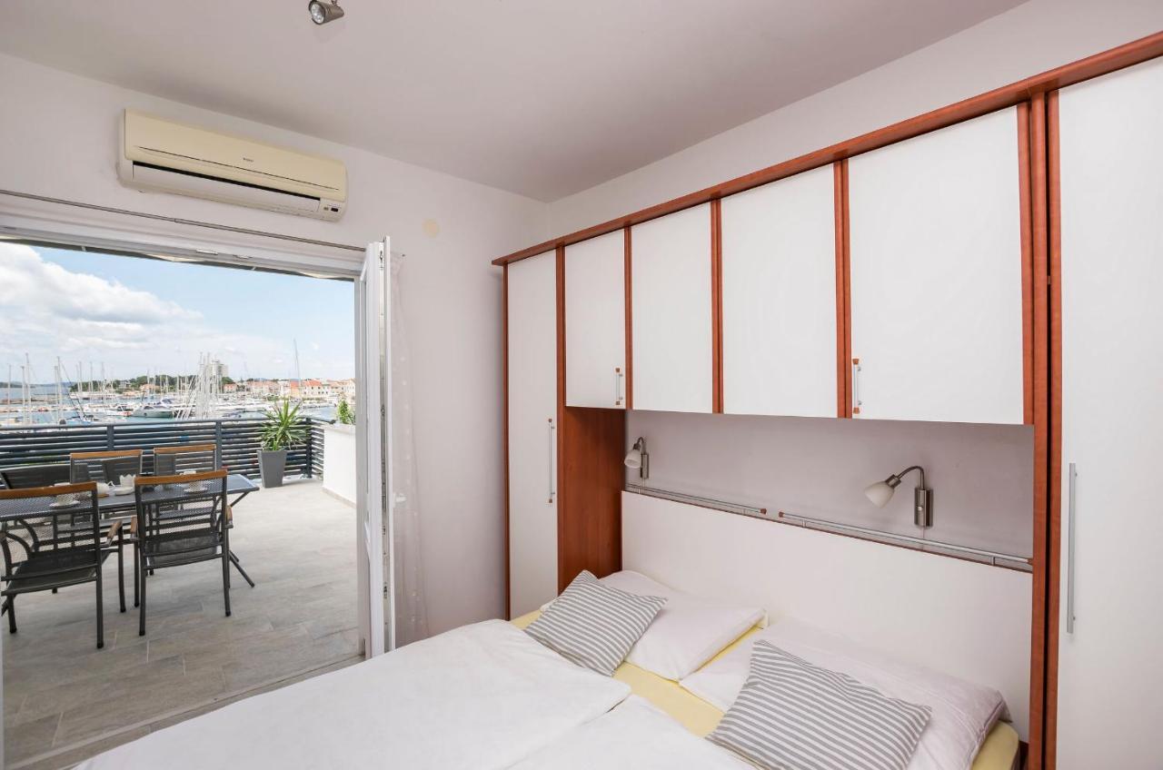 וודיצה Apartments And Rooms Mare מראה חיצוני תמונה
