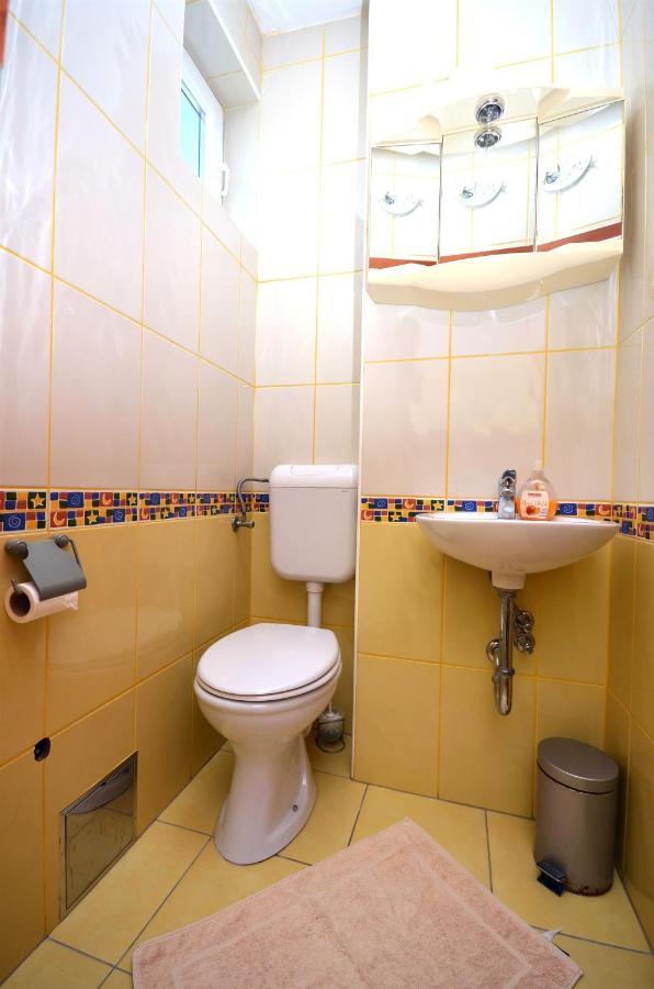 וודיצה Apartments And Rooms Mare מראה חיצוני תמונה